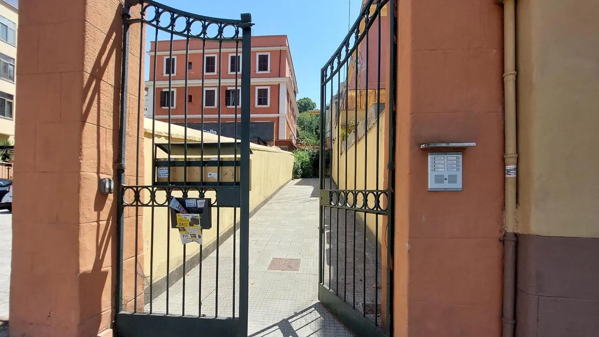 4Bnb - Angelo Emo Rome 0*,  Italy